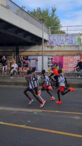 Berlin Marathon - 10 ultimative Tipps für Zuschauer Eluid Kipchoge beim Berlin Marathon 2022